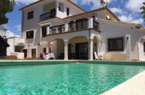 Large Beach Side Villa in Marbella